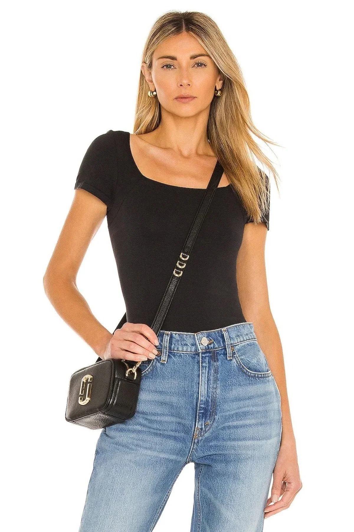 Kadın Siyah Kare Yaka Sırt Dekolteli Kısa Kollu Sandy Kumaş Tanga Bodysuit