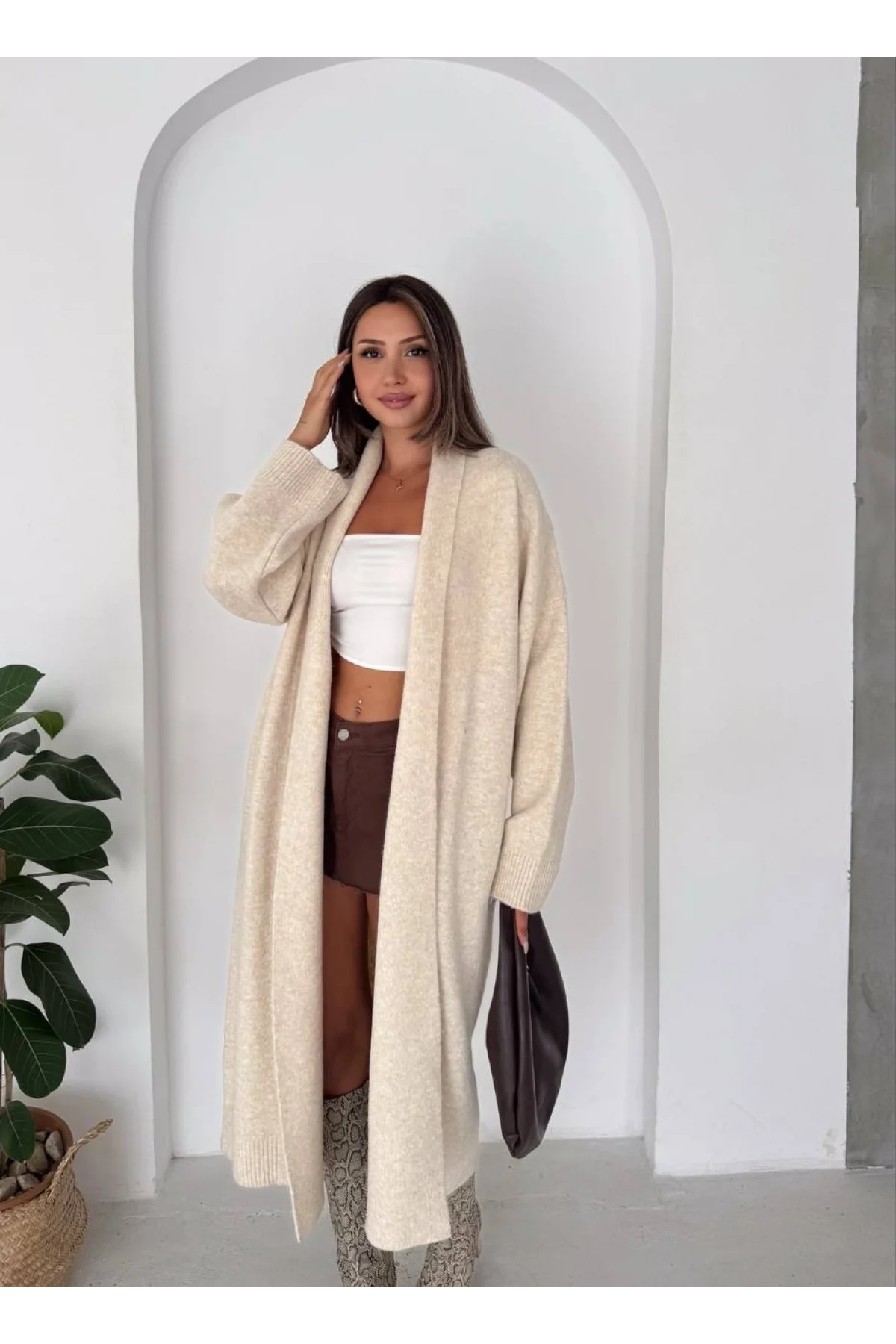Kadın Bej Pamuklu Uzun Kimono Yaka Oversize Triko Hırka