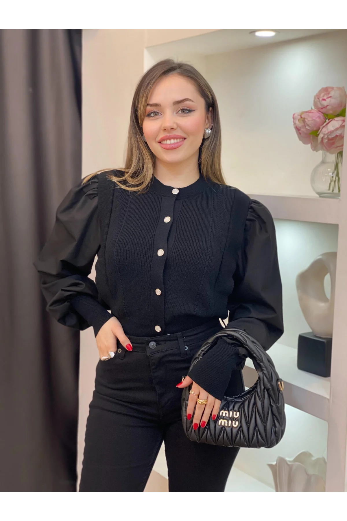 Kadın Siyah Sedef Düğmeli Kolları Poplin Balon Kol Triko Hırka Bluz