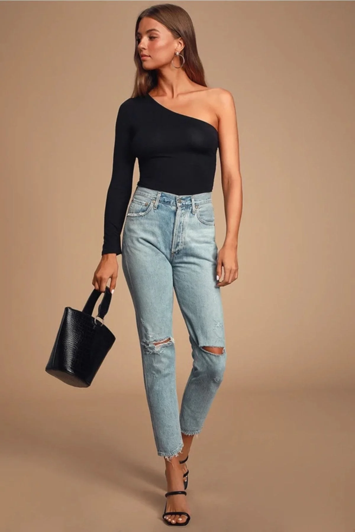 Kadın Siyah V Yaka Kısa Kollu Çift Katlı Sandy Kumaş Bluz