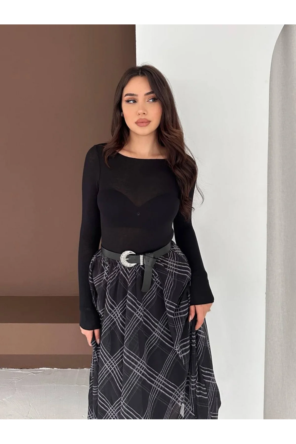 Kadın Siyah Transparan Kayık Yaka Kaşmir Hafif Bluz