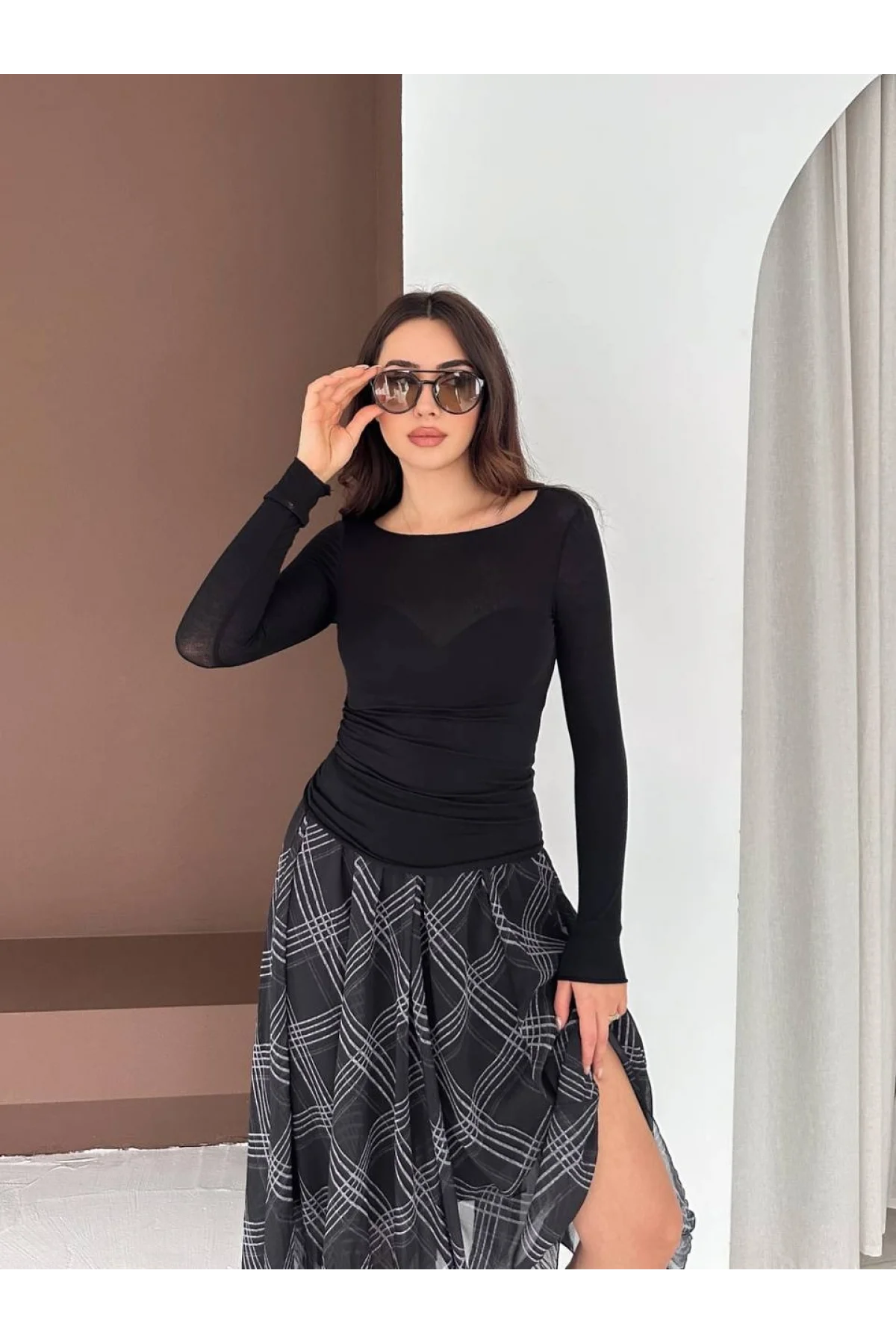 Kadın Siyah Transparan Kayık Yaka Kaşmir Hafif Bluz