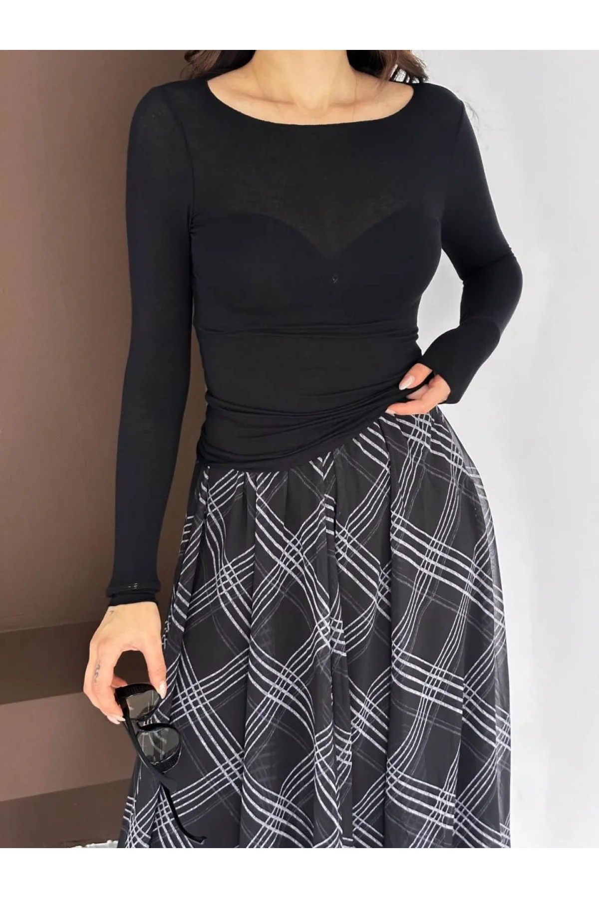 Kadın Siyah Transparan Kayık Yaka Kaşmir Hafif Bluz