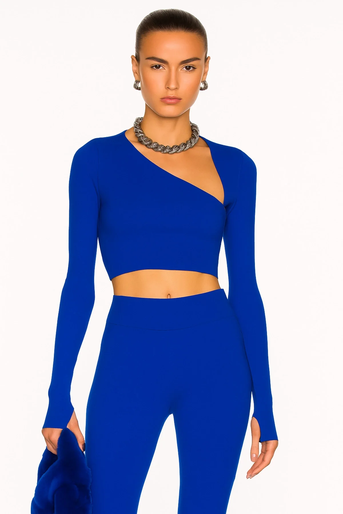 Kadın Mavi Asimetrik Yaka Uzun Kollu Parmak Geçmeli Sandy Kumaş Crop Bluz