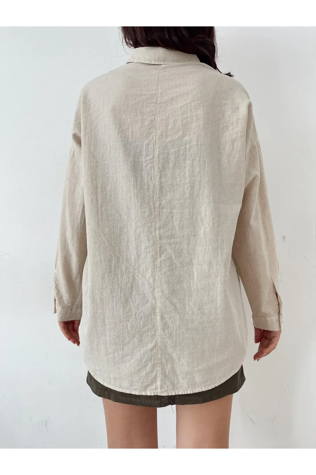 Kadın Bej Pamuklu Keten Tek Cepli Bohem Pinterest Oversize Gömlek