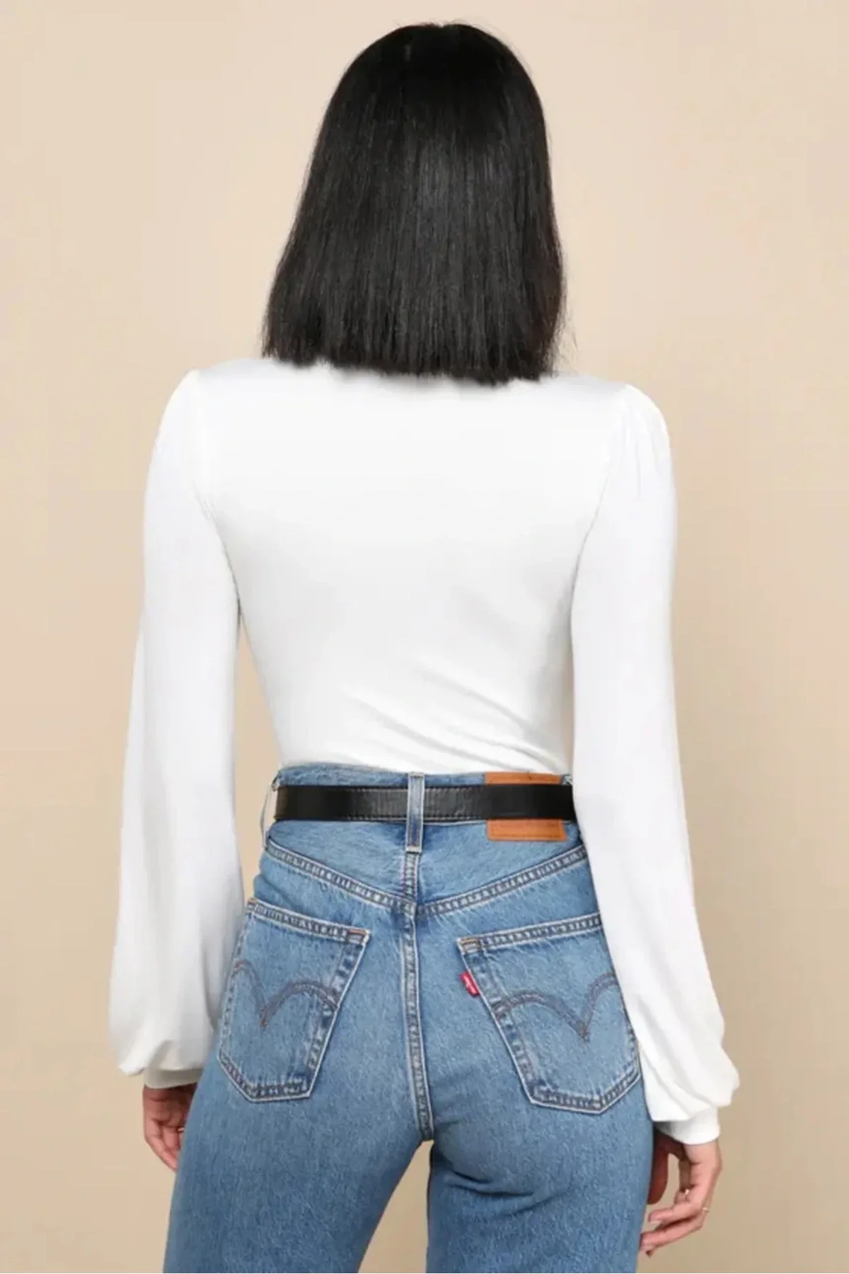 Kadın Beyaz V Yaka Balon Kol Çift Katlı Tanga Kesim Sandy Kumaş Bodysuit