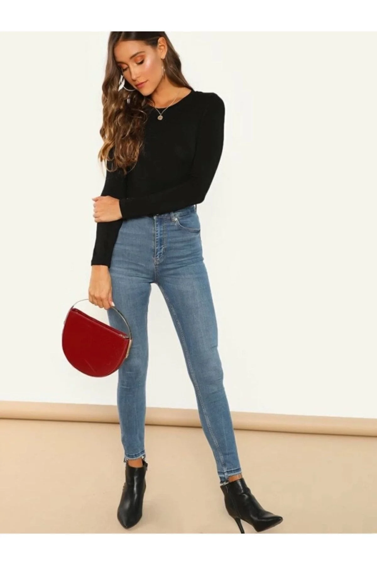 Kadın Siyah Bisiklet Yaka Uzun Kollu Çift Katlı Sandy Kumaş Çıtçıtlı Bodysuit