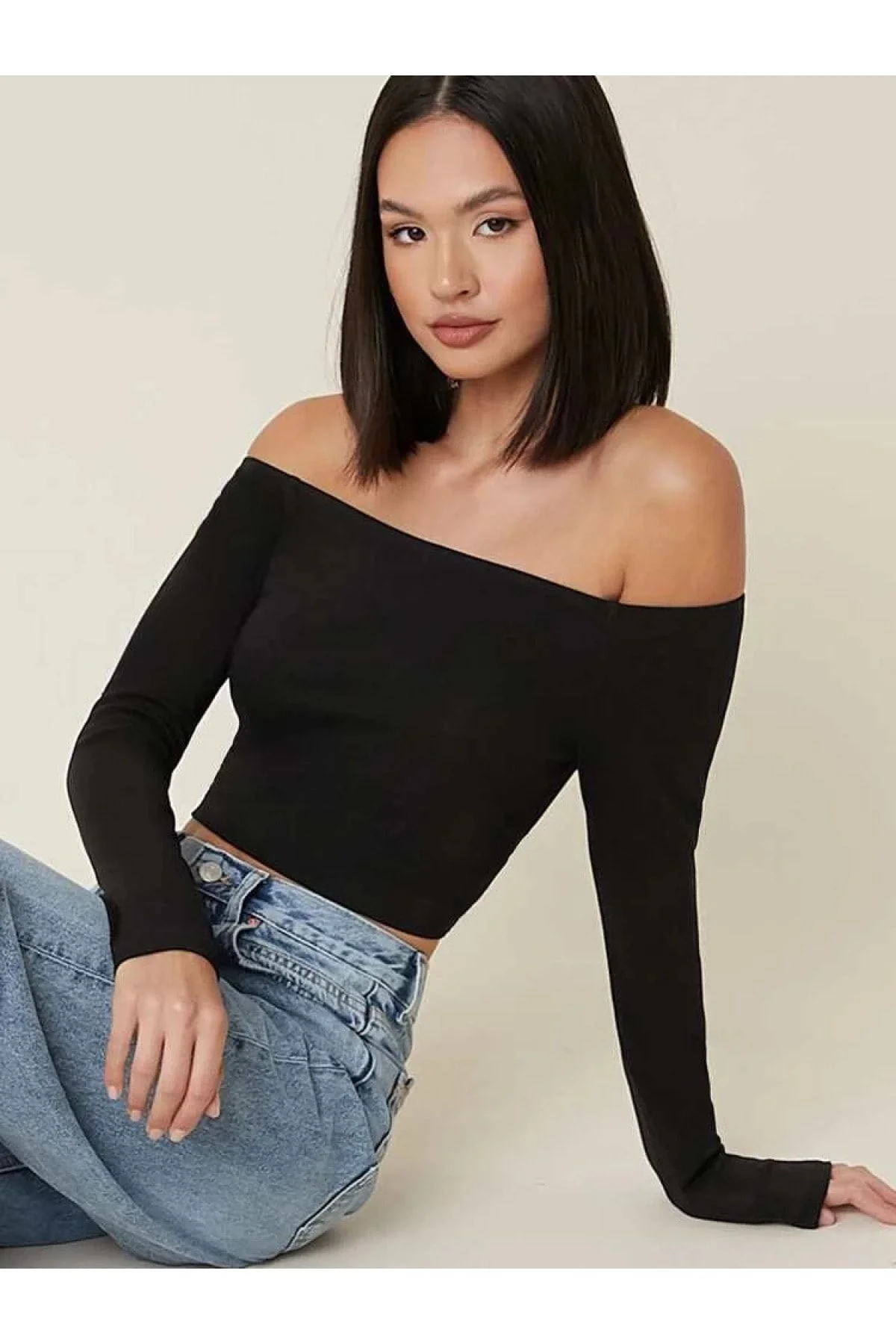 Kadın Siyah Madonna Yaka Uzun Kollu Çift Katlı Sandy Kumaş Crop Bluz