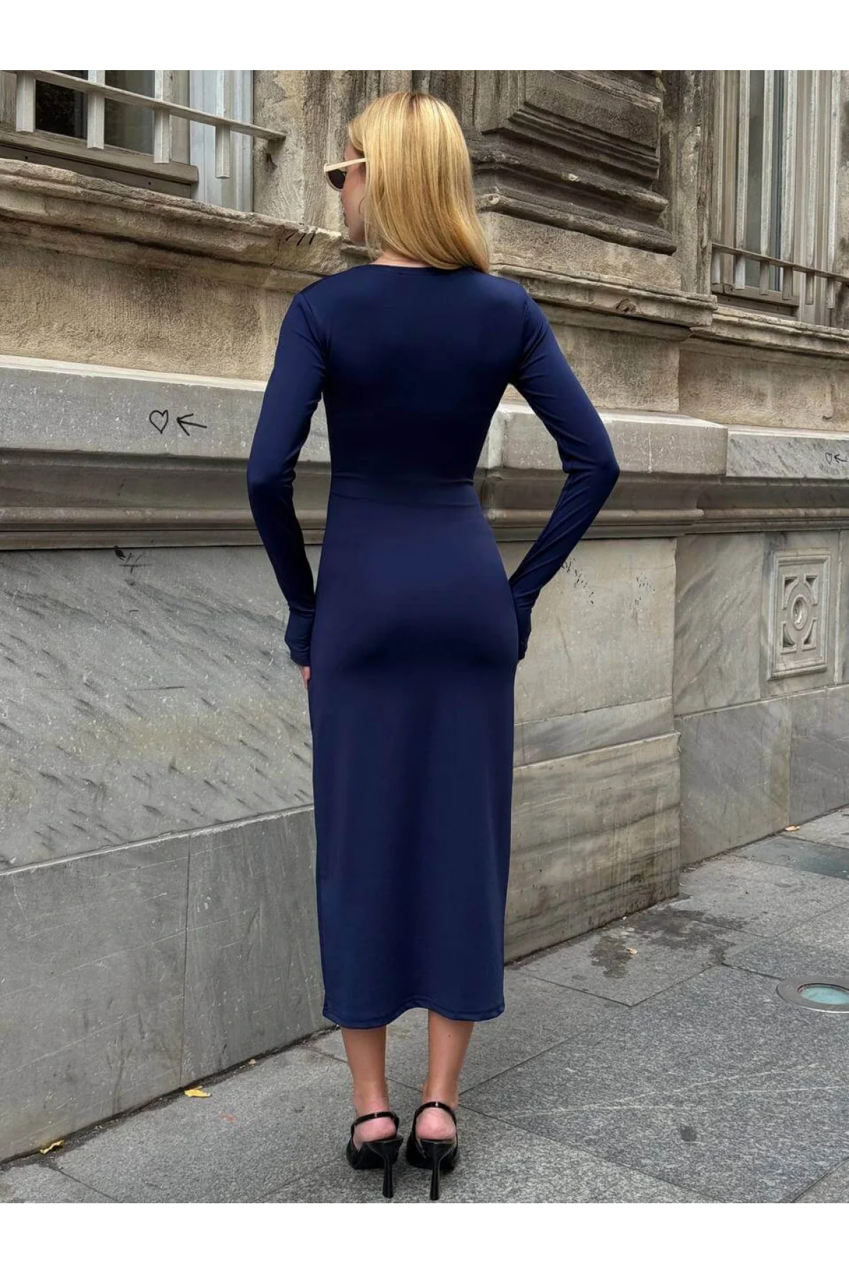 Kadın Lacivert Bisiklet Yaka Parmak Geçmeli Uzun Kollu Sandy Kumaş Midi İçlik Elbise