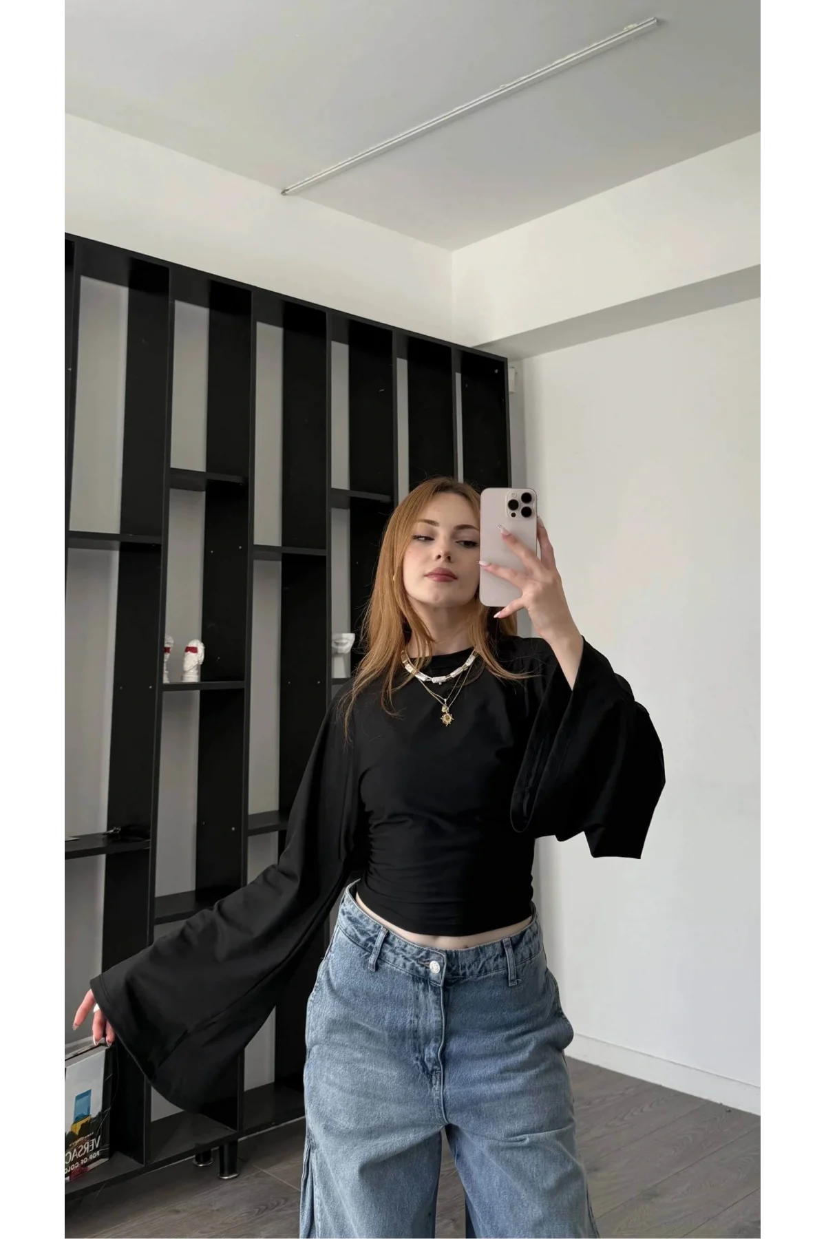 Kadın Siyah Yüksek Yaka Dramatik Geniş Kollu Vücudu Saran Dalgıç Kumaş Crop Bluz