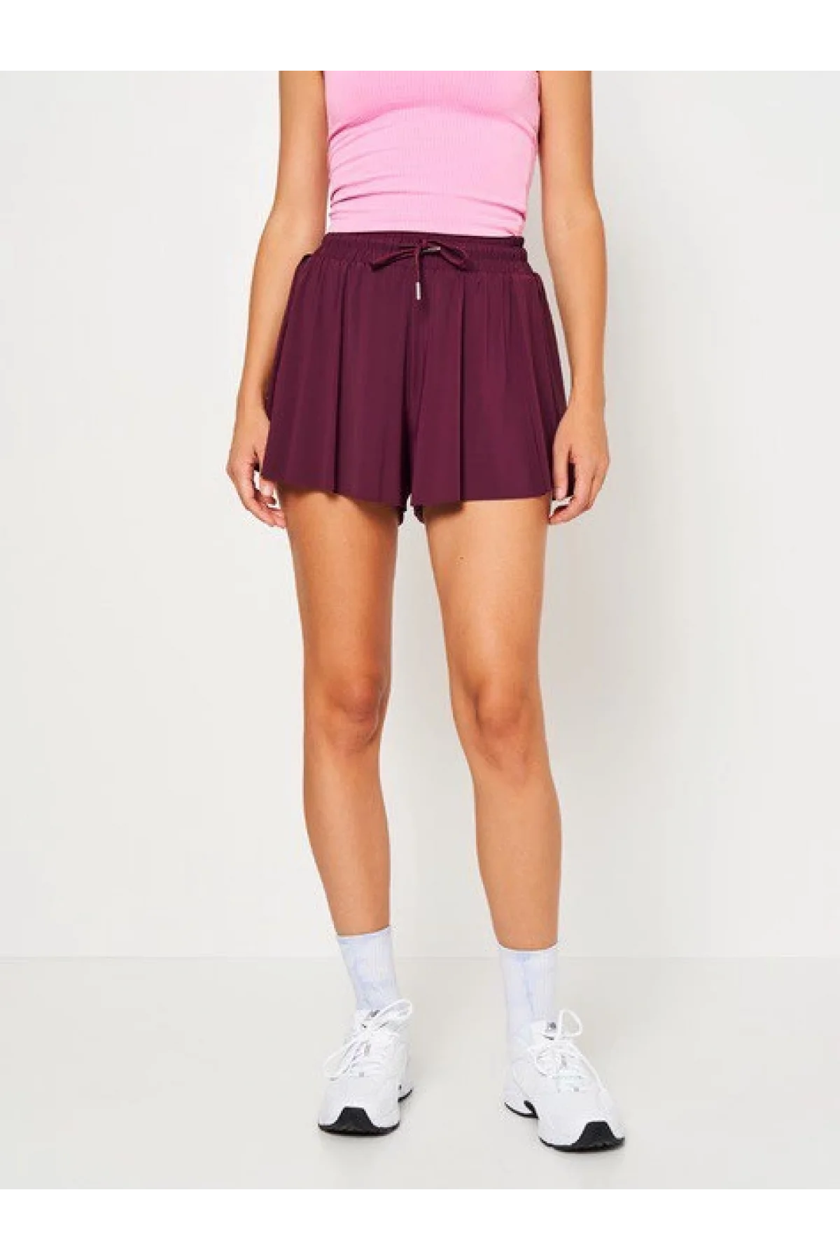 Kadın Yüksek Bel Beli Lastikli ve Bağcıklı Pileli Rahat Kesim Şort Etek - Bordo