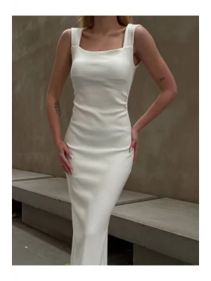 MetuCa Kadın Kalın Askılı Kare Yaka Yandan Yırtmaçlı Vücudu Saran Midi Kalem Elbise - Beyaz