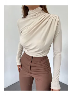 MetuCa Kadın Omuzdan Drapeli Yarım Balıkçı Yaka Uzun Kollu Vücudu Saran Bluz - Krem