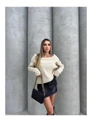 MetuCa Kadın Bej Madonna Yaka Düşük Omuz Uzun Kollu Vücudu Saran Triko Kazak