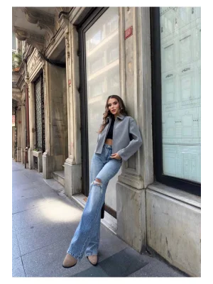 Kadın Gri Oversize Kısa Kalın Gömlek Yaka Fermuarlı Kaşe Kaban