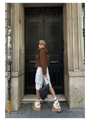 Kadın Kahverengi Oversize Kısa Kalın Gömlek Yaka Fermuarlı Kaşe Kaban