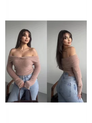 MetuCa Kadın Düşük Omuz Kayık Yaka Çapraz Drapeli Uzun Kollu Triko Kazak - Pudra