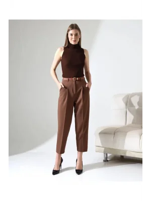 MetuCa Kadın Yüksek Bel Pileli Cepli Havuç Kesim Kumaş Pantolon - Kahverengi