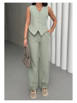 MetuCa Kadın Kolsuz V Yaka Düğmeli Yelek Bol Paça Pantolon Müslin Takım - Mint Yeşili