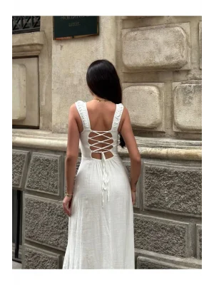 Bağcıklı Sırt Detaylı Yırtmaçlı Keten Maxi Elbise – Yazlık Şıklık