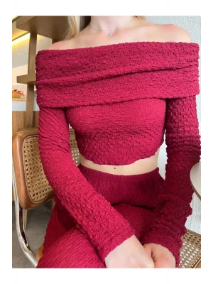 MetuCa Kadın Madonna Yaka Düşük Omuz Gofre Kumaş Bürümcük Esnek Crop Bluz - Bordo