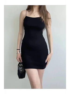 MetuCa Kadın İp Askılı Esnek Vücudu Saran Likralı Pamuklu Basic Mini Elbise - Siyah