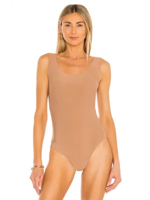 MetuCa Kadın Bej U Yaka Kalın Askılı Jarse Kumaş Vücudu Saran Tanga Kesim Bodysuit Zıbın