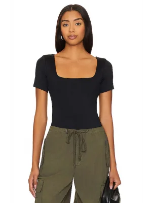 MetuCa Kadın Siyah Kare Yaka Kısa Kollu İpek Jarse Kumaş Tanga Kesim Bodysuit Zıbın