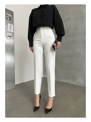 MetuCa Kadın Beyaz Yüksek Bel Pens Detaylı Havuç Paça Kalın Tok Kumaş Pantolon