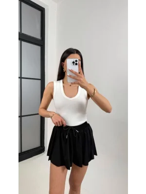 MetuCa Kadın Yüksek Bel Beli Lastikli ve Bağcıklı Pileli Rahat Kesim Şort Etek - Siyah