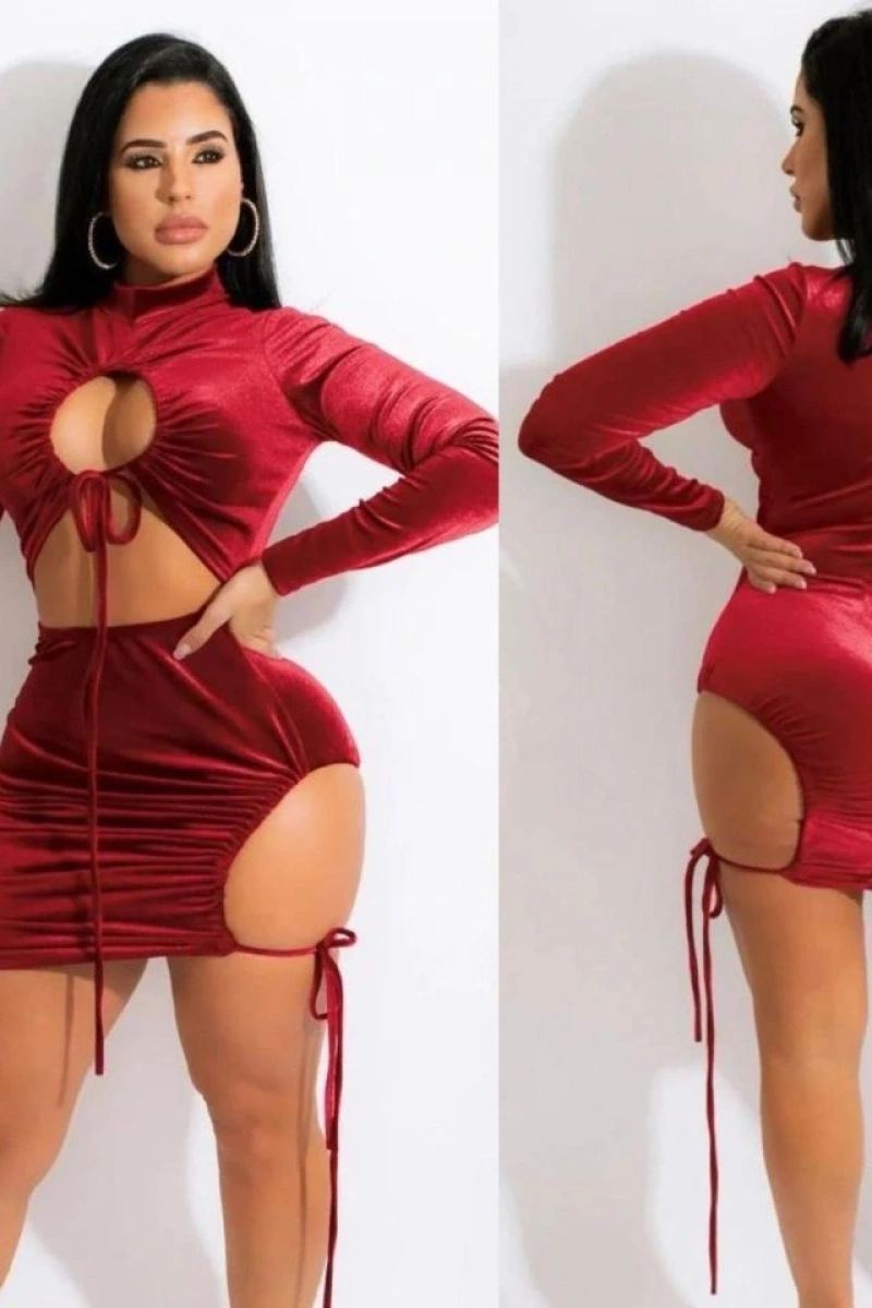 Kadın Uzun Kollu Full Dekolte Detay Kadife Kumaş Elbise