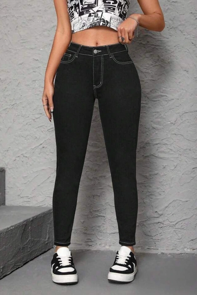Kadın Yüksek Bel önden Düğmeli Dar Kesim Kot Pantolon
