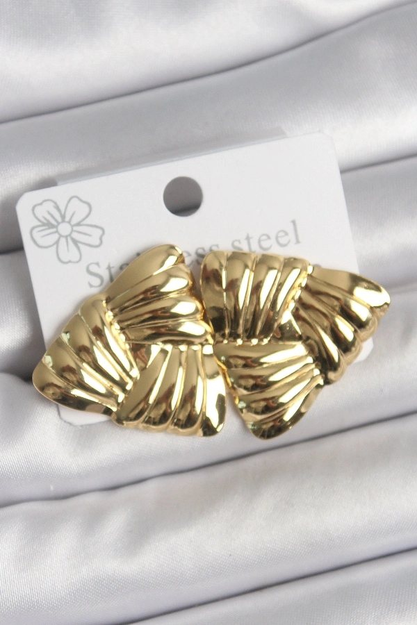 316 Çelik Gold Renk İşlemeli Üçgen Model Kadın Küpe