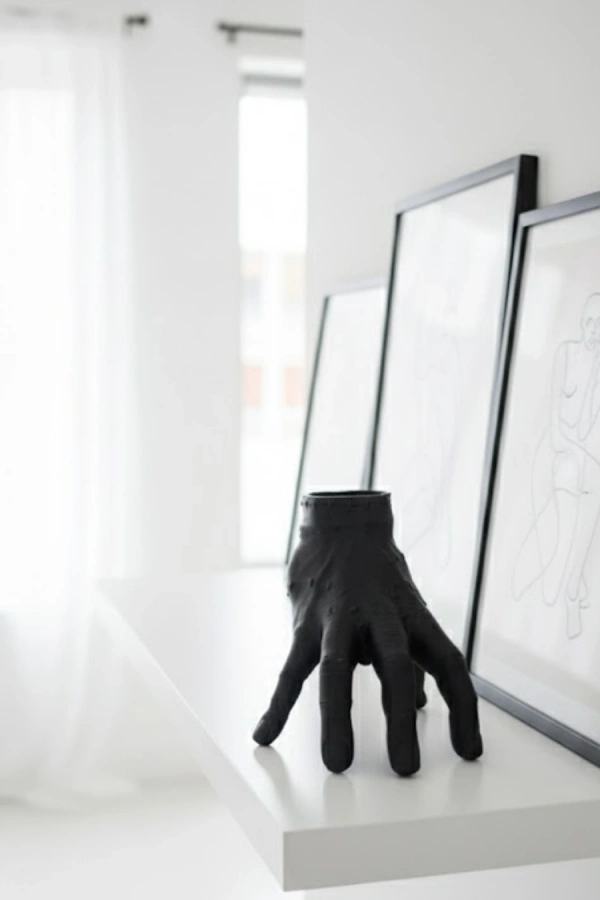 3D Siyah El Biblo 27x22 cm İddialı Ev Dekorasyonu