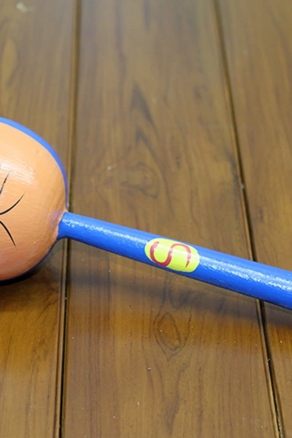 Ahşap Kedili Marakas Tekli Model 2