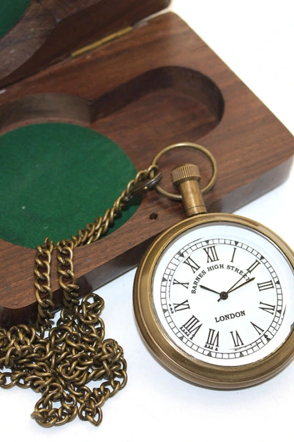 Ahşap Kutulu Pirinç Köstekli Saat Model 4