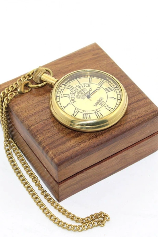 Ahşap Kutulu Pirinç Köstekli Saat Model 9