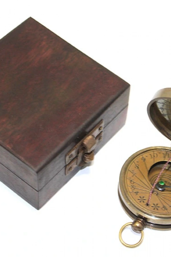 Ahşap Kutulu Pirinç Pusula Model 5