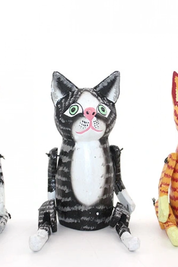 Ahşap Sallanan Kedi