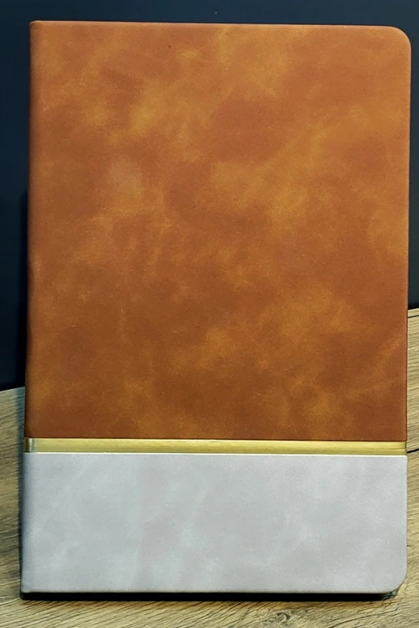 Altın Şeritli Taba Rengi Deri Not Defteri