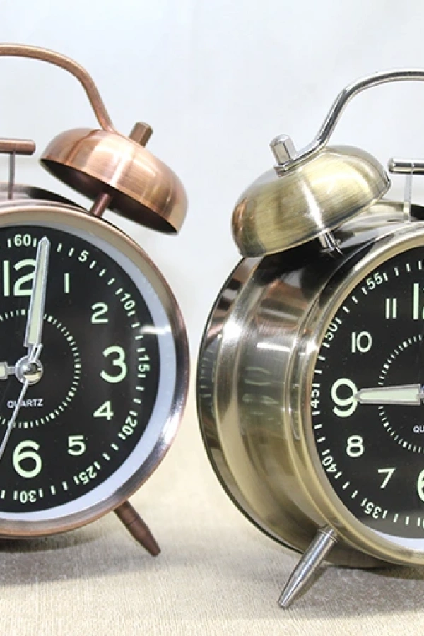 Antik Metal Çalar Saat Model 1