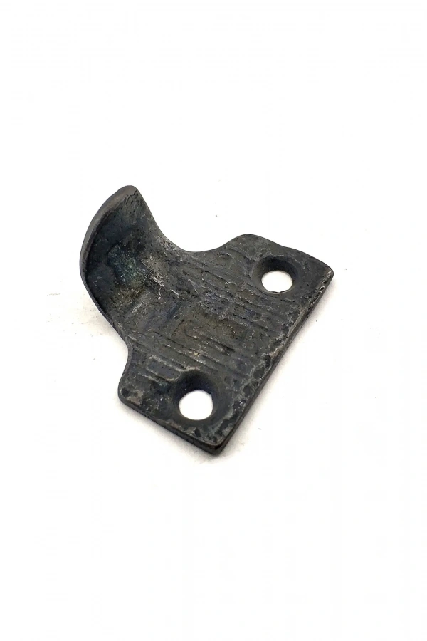 Antika Tarz Dekoratif Pirinç Pencere Kaldıracı - 30x37 mm, Oksit