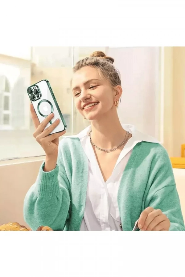 Apple iPhone 14 Pro Max Kılıf Kross Magneticsafe Kapak - Lacivert