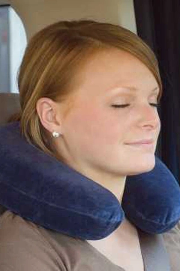 Araç Boyun ve Seyahat Yastığı