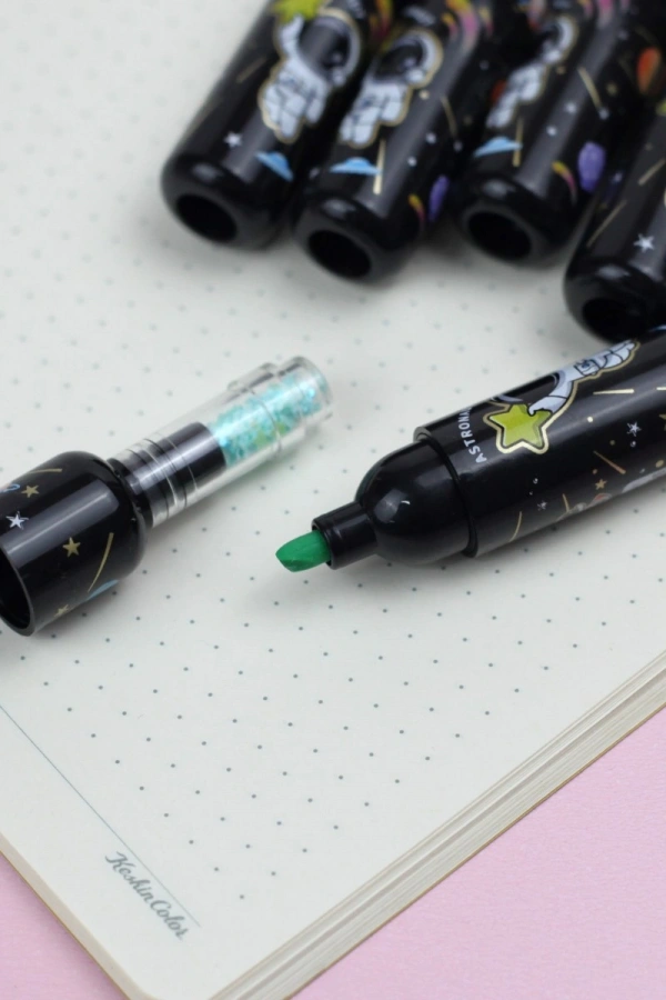 Astronot Fosforlu Kalem Seti