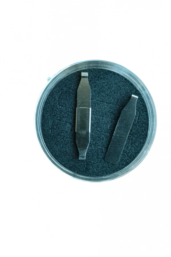 BAŞ PARMAK TIRNAK BATMASINI ENGELLEYEN METAL APARAT NRD 603 ***