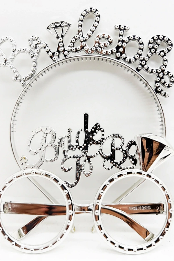 Bride To Be Yazılı Taç ve Bride To Be Yazılı Gözlük Seti Gümüş Renk