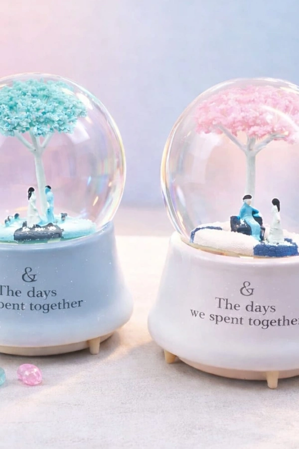 Büyük Boy Müzikli Romantik Çiftler Temalı Kar Küresi