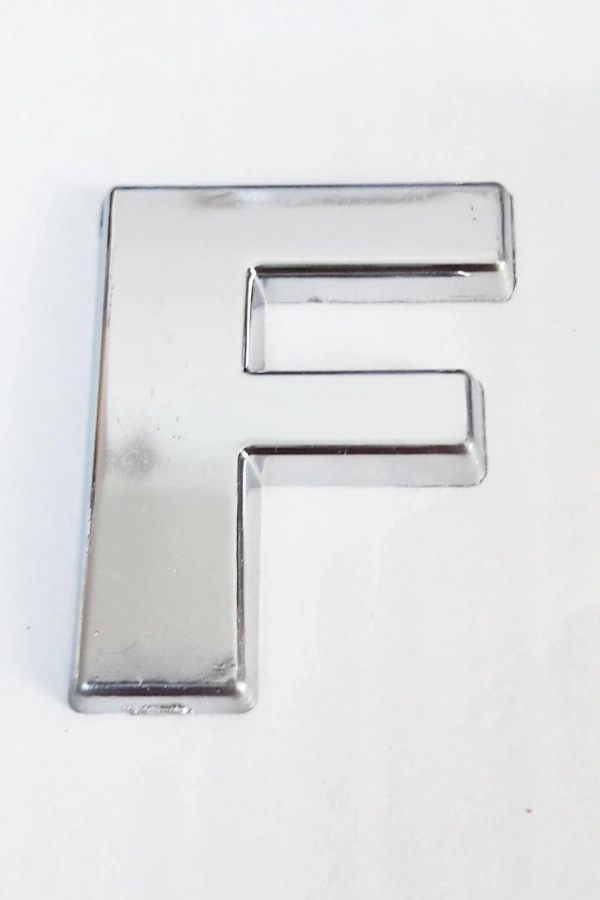 Cemax F Harfi  3,75 cm Krom Yapışkanlı