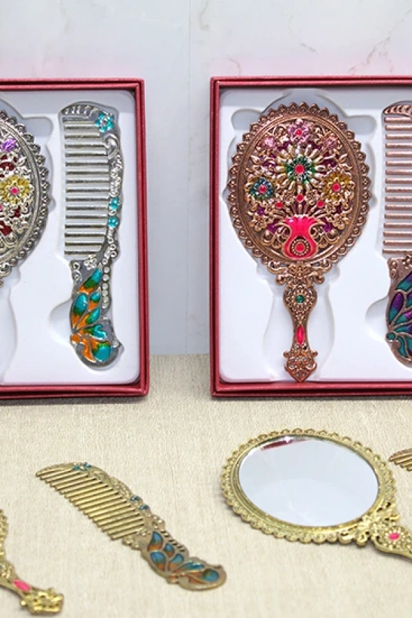 Çiçekli Ayna Ve Tarak Seti Küçük Boy